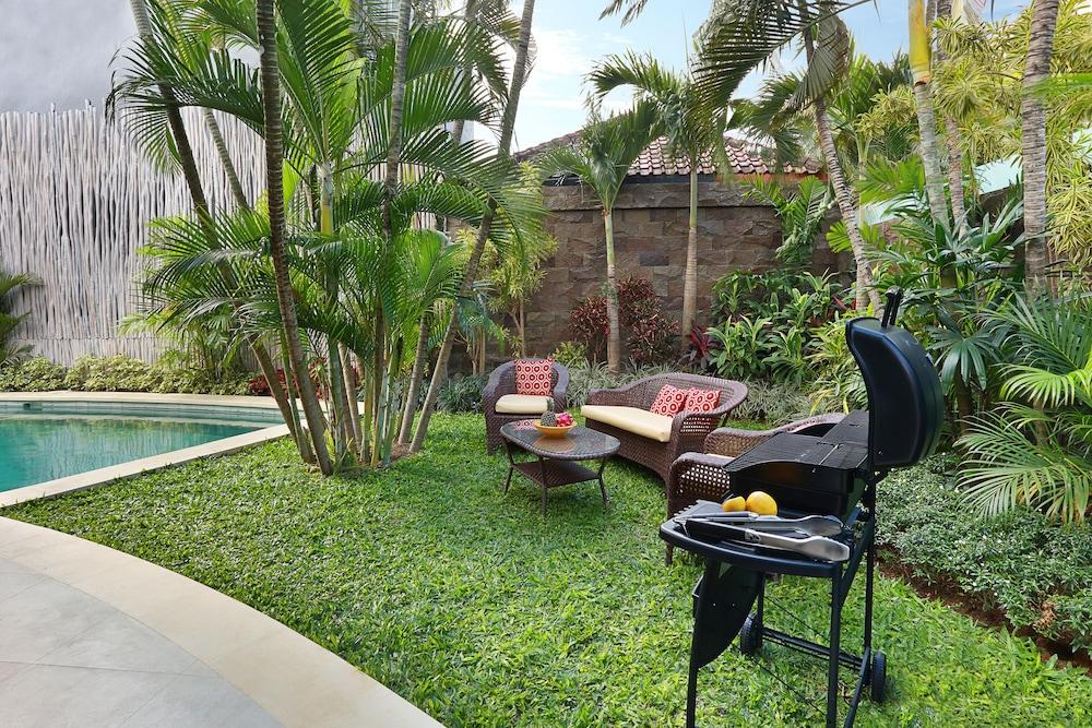 Seminyak White Design Villa Bagian luar foto