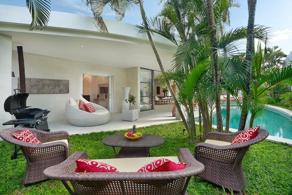 Seminyak White Design Villa Bagian luar foto