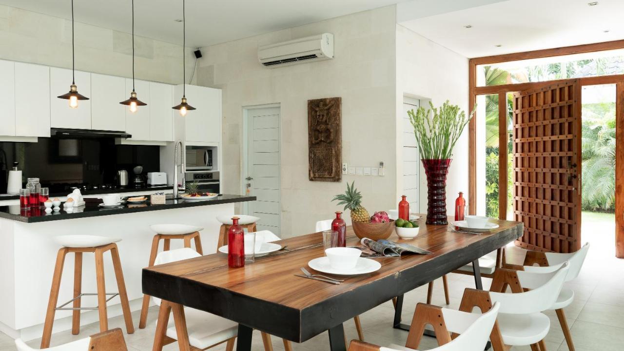 Seminyak White Design Villa Bagian luar foto